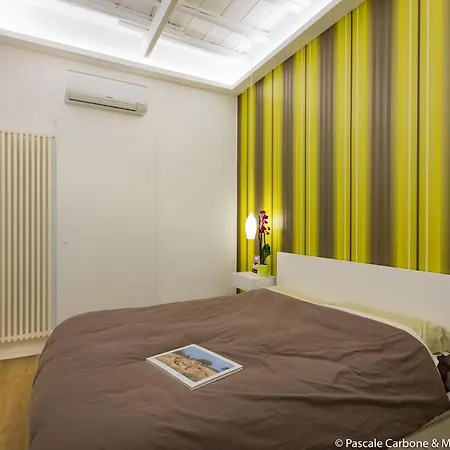 Chic, Stylish And Quiet At The Spanish Steps * 罗马