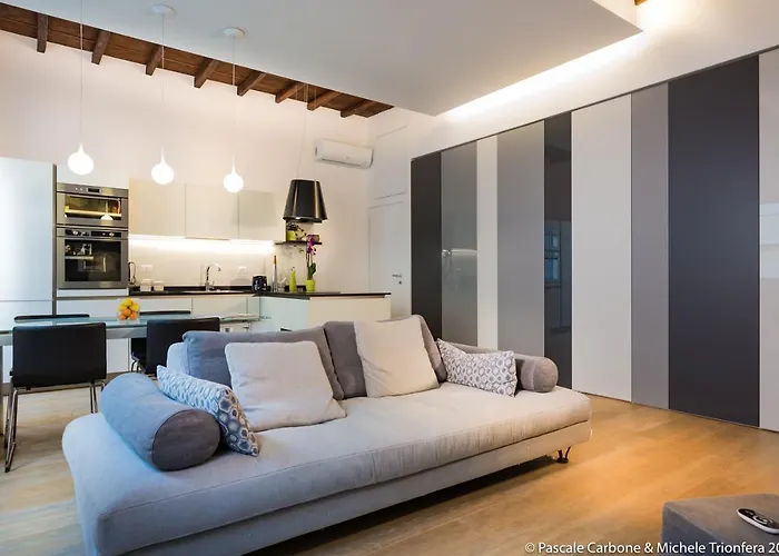 Chic, Stylish And Quiet At The Spanish Steps רומא